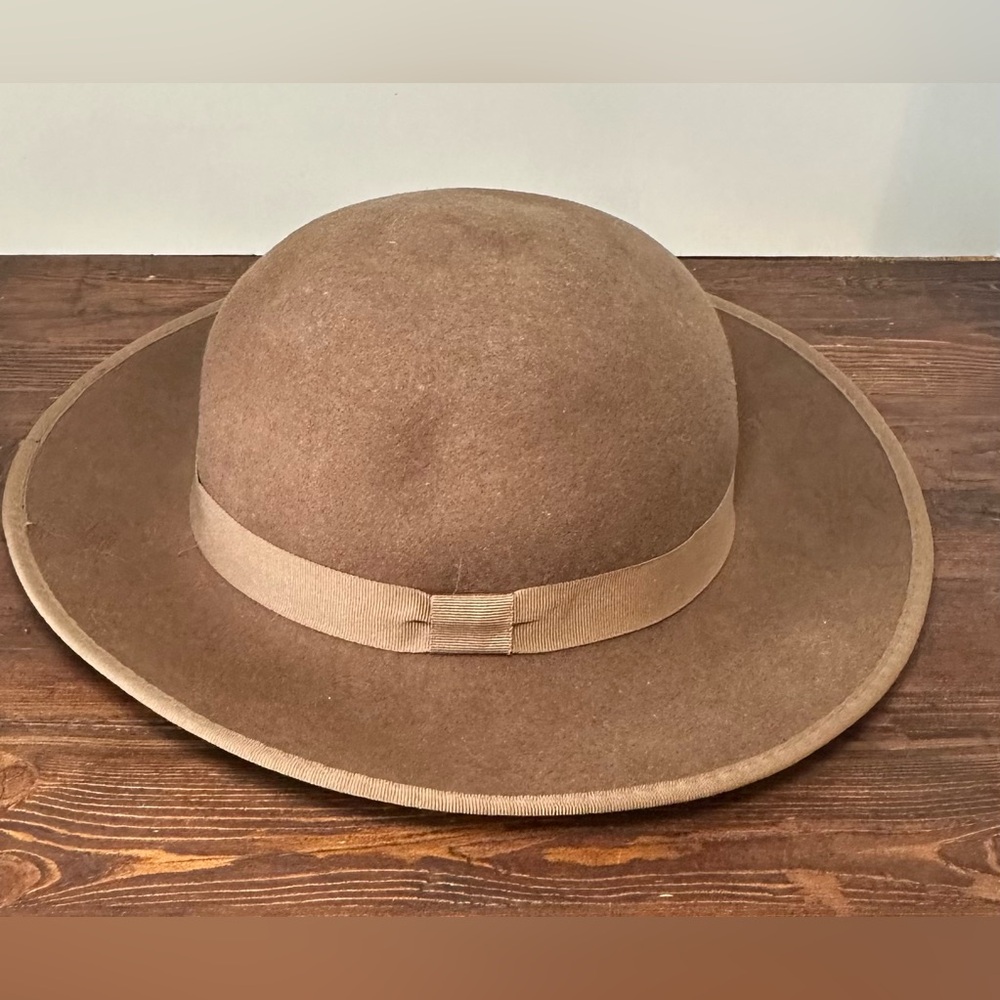 Brooklyn Hat Company 100% Wool Brown Hat One‎ Size Adjustable.
